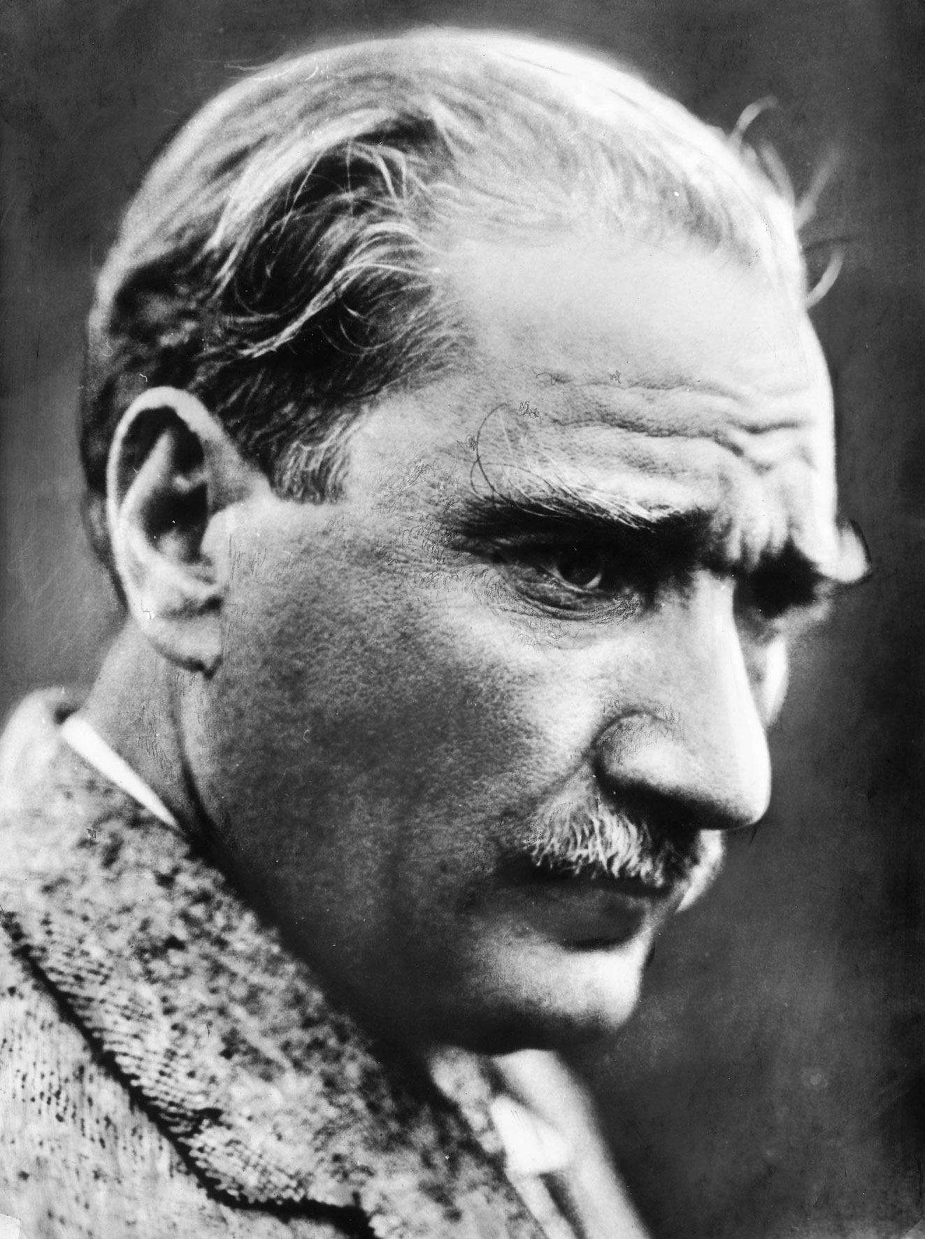 Resimlerle Atatürk